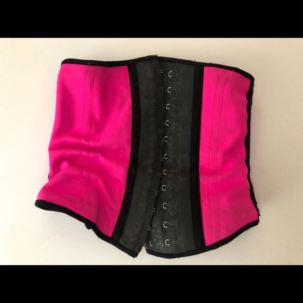 Ann chery waist cherry